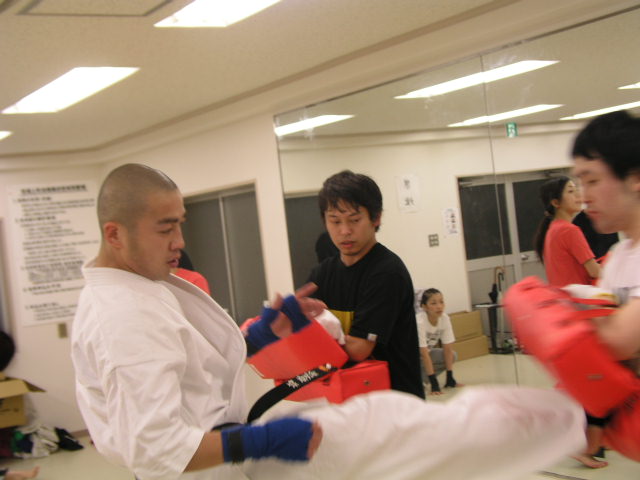mb_0408142442.JPG 640×480 57K mb_0408142442.JPG 640×480 57K